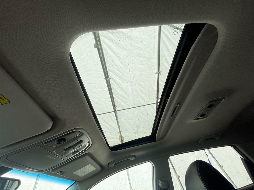 2019 Kia Niro EV in St-Jérôme, Quebec - 12 - w1024h768px