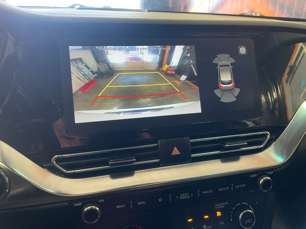 2020 Kia Niro EV in St-Jérôme, Quebec - 14 - w1024h768px