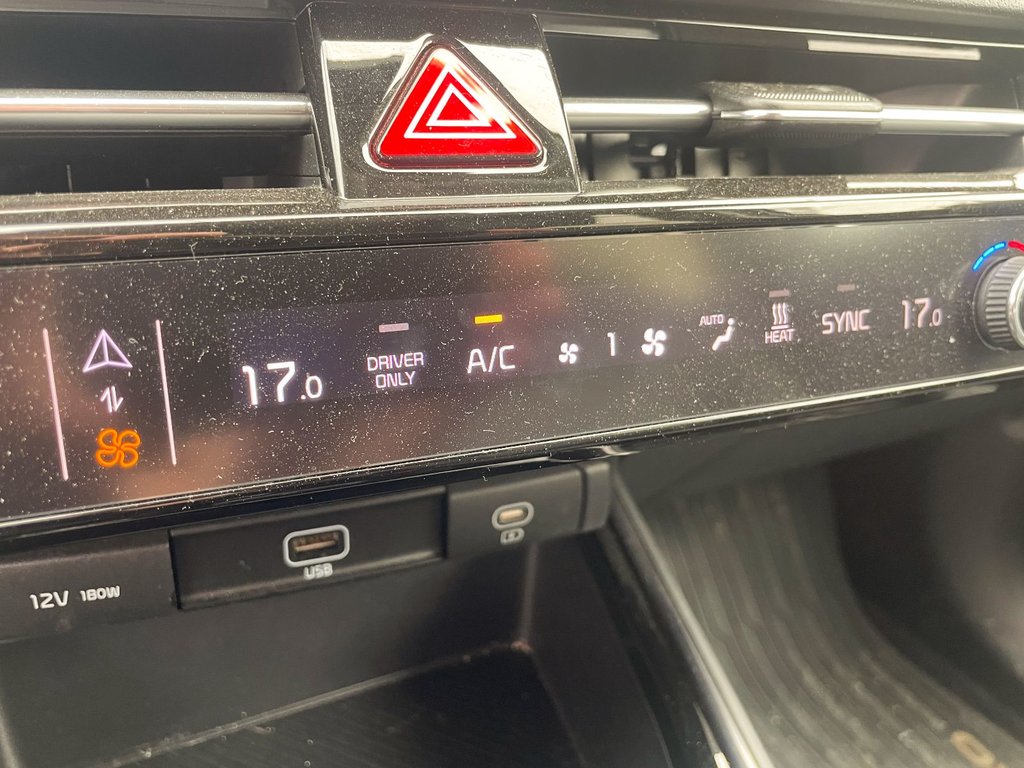 Kia Niro EV  2023 à St-Jérôme, Québec - 16 - w1024h768px