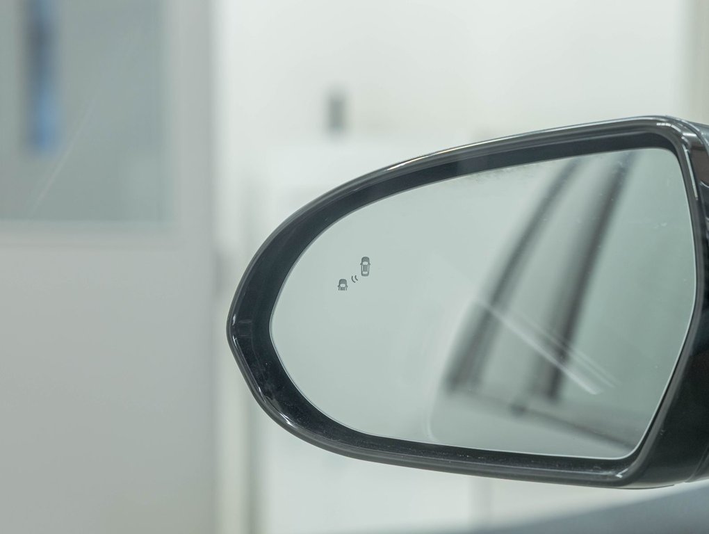 2019 Kia Niro Plug-In Hybrid in St-Jérôme, Quebec - 31 - w1024h768px