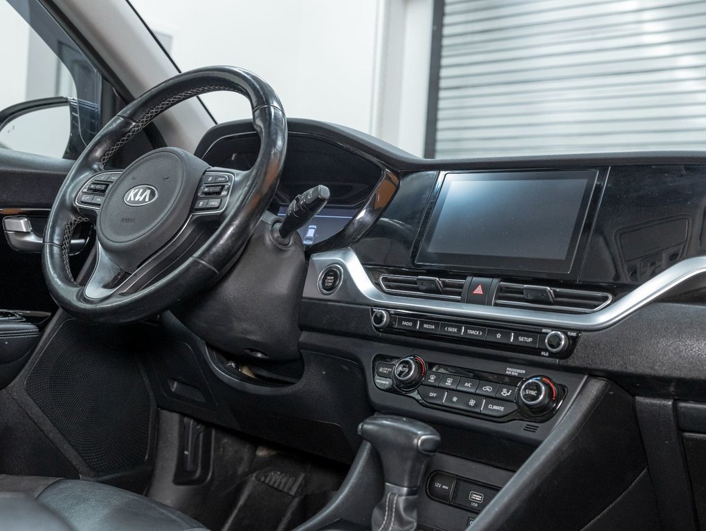 2020 Kia Niro Plug-In Hybrid in St-Jérôme, Quebec - 27 - w1024h768px