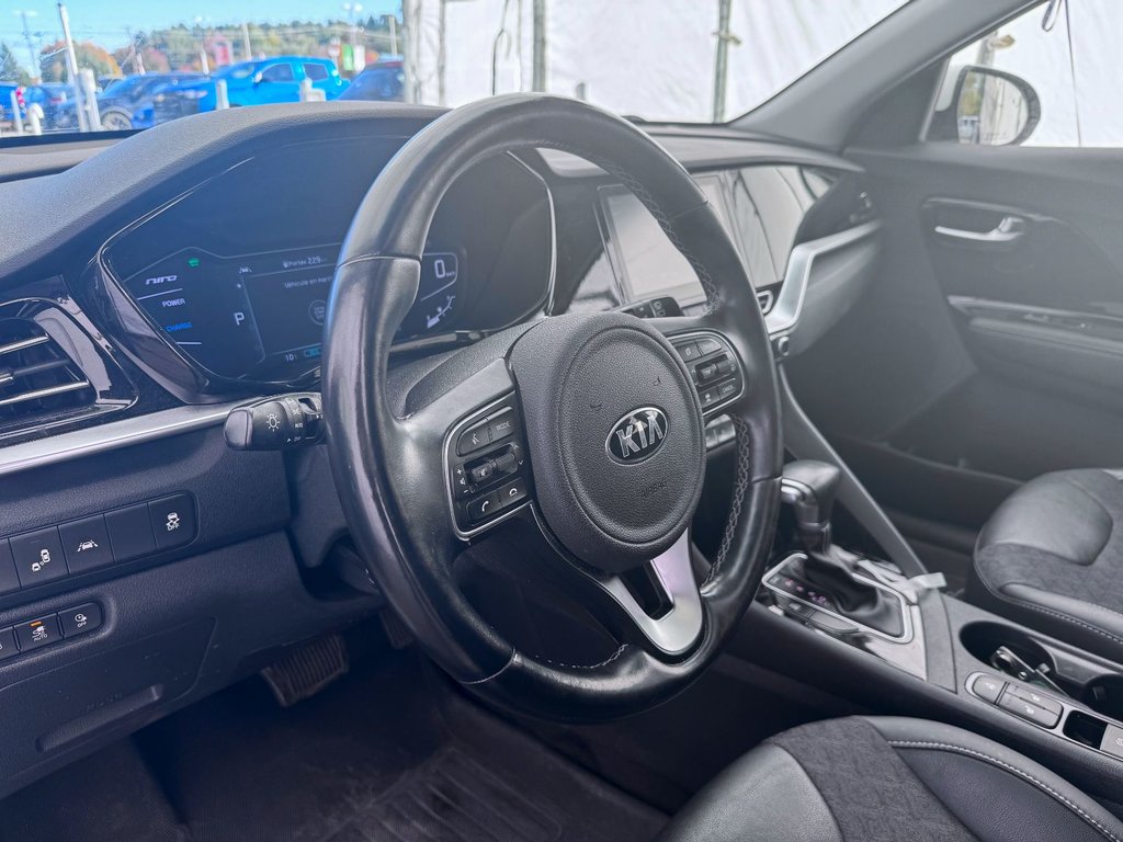 Kia Niro Plug-In Hybrid  2020 à St-Jérôme, Québec - 4 - w1024h768px