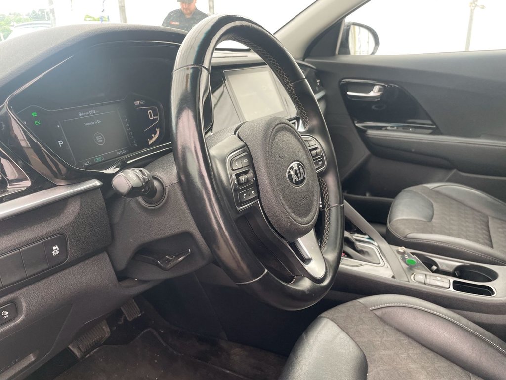Kia Niro Plug-In Hybrid  2021 à St-Jérôme, Québec - 4 - w1024h768px