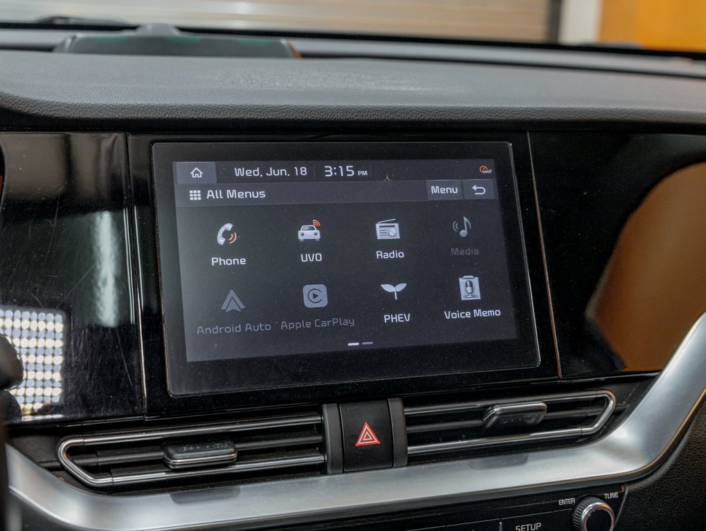 Kia Niro Plug-In Hybrid  2021 à St-Jérôme, Québec - 17 - w1024h768px