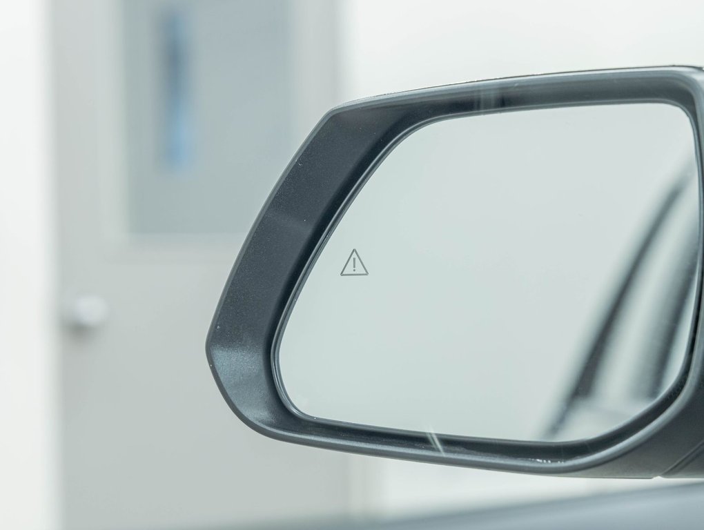 Kia Niro Plug-In Hybrid  2024 à St-Jérôme, Québec - 31 - w1024h768px