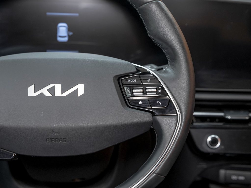 2023 Kia NIRO in St-Jérôme, Quebec - 15 - w1024h768px