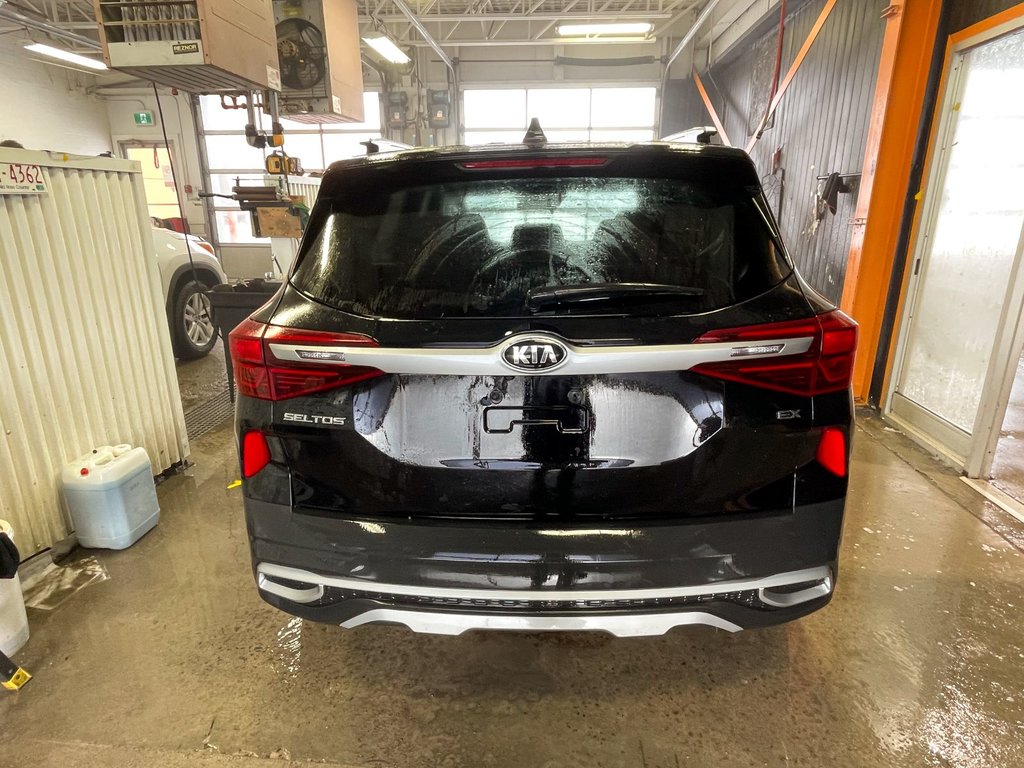 2021 Kia Seltos in St-Jérôme, Quebec - 9 - w1024h768px