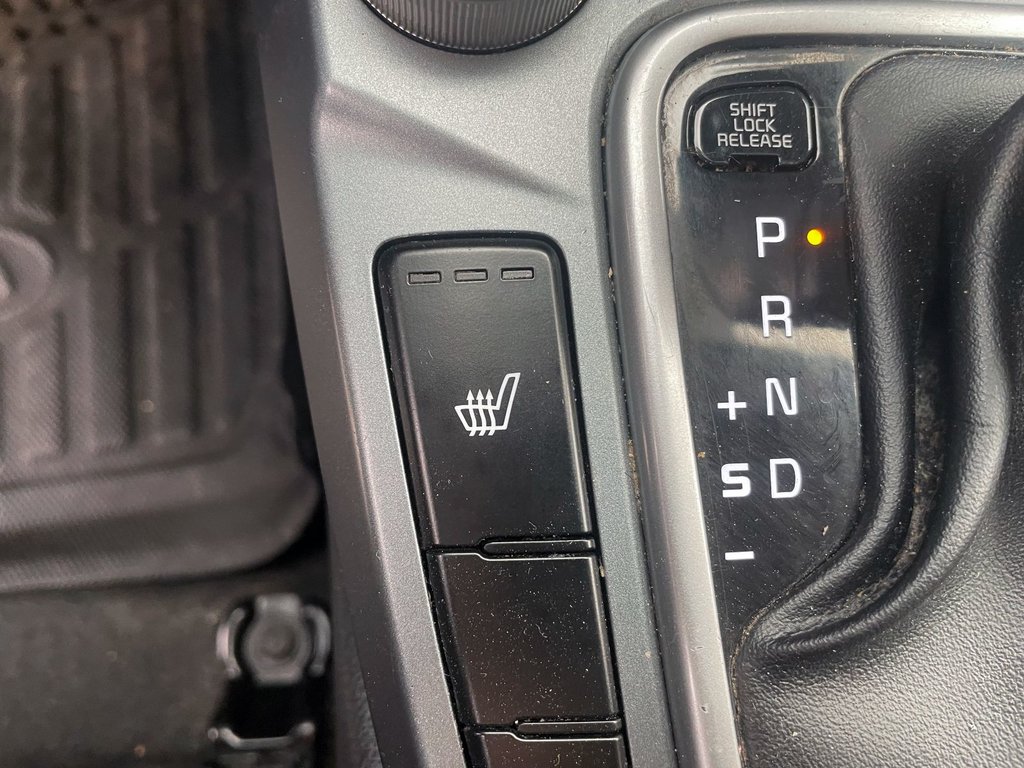2021 Kia Seltos in St-Jérôme, Quebec - 12 - w1024h768px