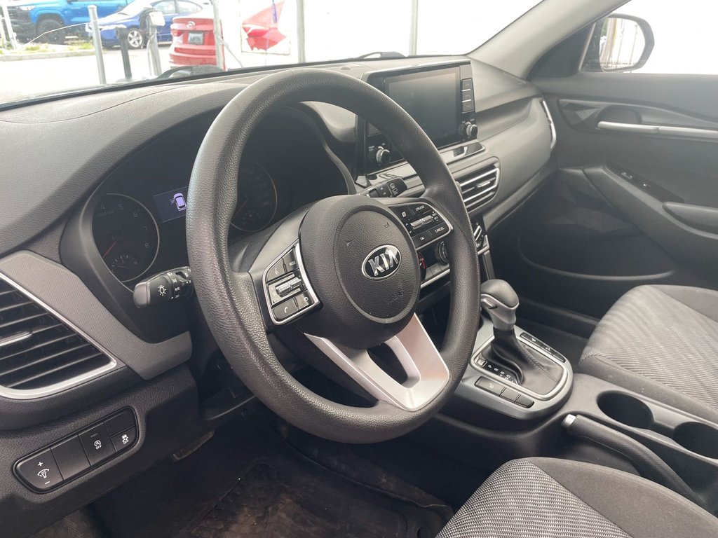 2021 Kia Seltos in St-Jérôme, Quebec - 3 - w1024h768px