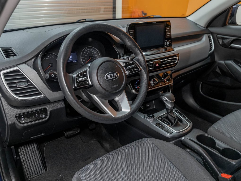 2021 Kia Seltos in St-Jérôme, Quebec - 2 - w1024h768px