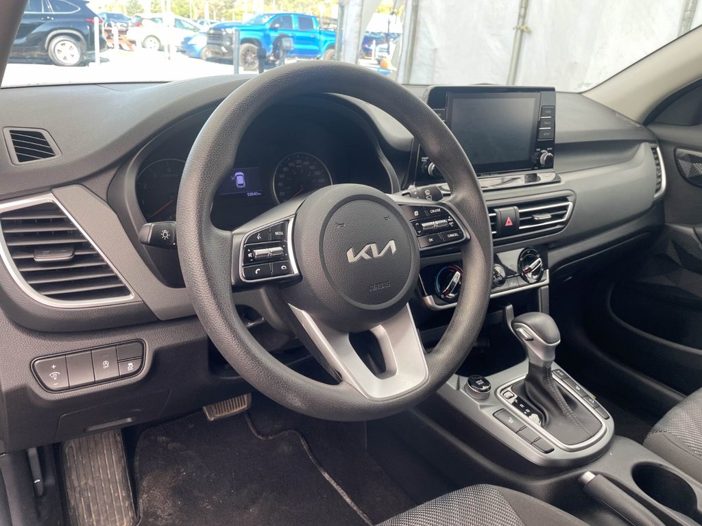 Kia Seltos  2022 à St-Jérôme, Québec - 3 - w1024h768px