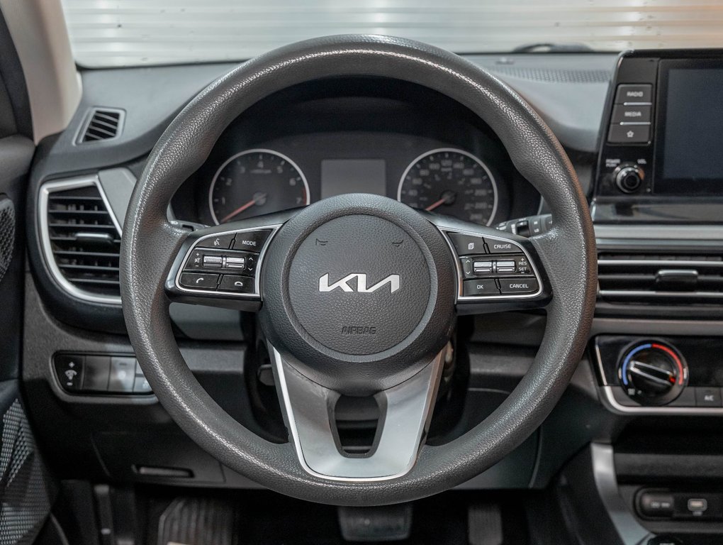 2022 Kia Seltos in St-Jérôme, Quebec - 12 - w1024h768px