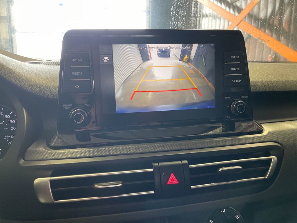 Kia Seltos  2023 à St-Jérôme, Québec - 13 - w1024h768px