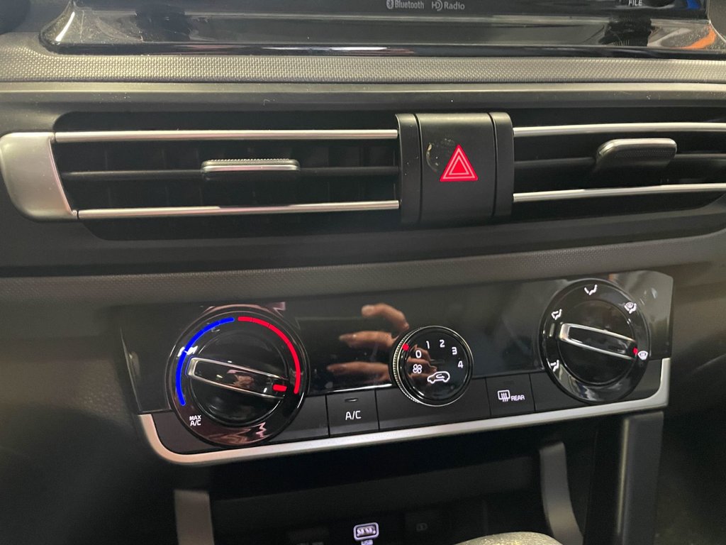 Kia Seltos  2023 à St-Jérôme, Québec - 16 - w1024h768px