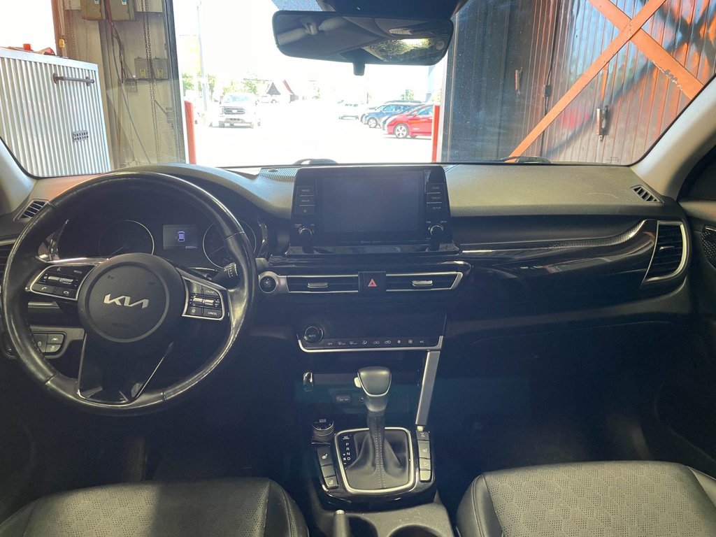 Kia Seltos  2023 à St-Jérôme, Québec - 12 - w1024h768px