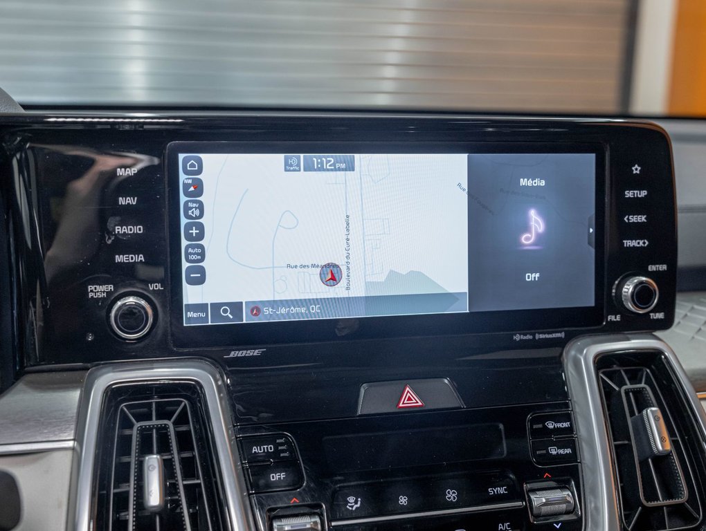 2022 Kia Sorento Plug-In Hybrid in St-Jérôme, Quebec - 5 - w1024h768px