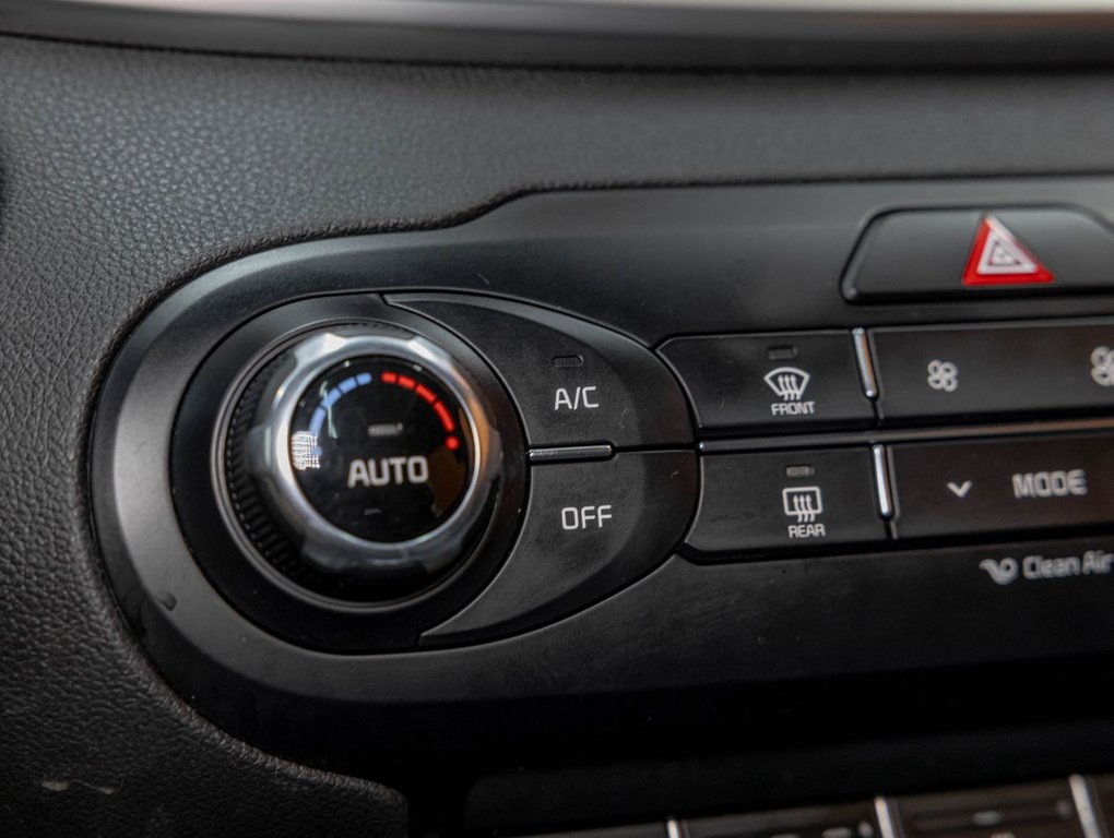 Kia Sorento  2017 à St-Jérôme, Québec - 22 - w1024h768px