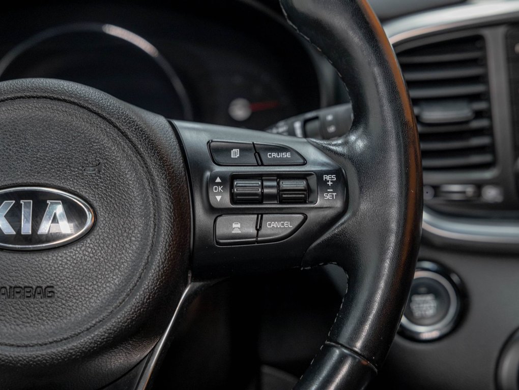 Kia Sorento  2017 à St-Jérôme, Québec - 16 - w1024h768px