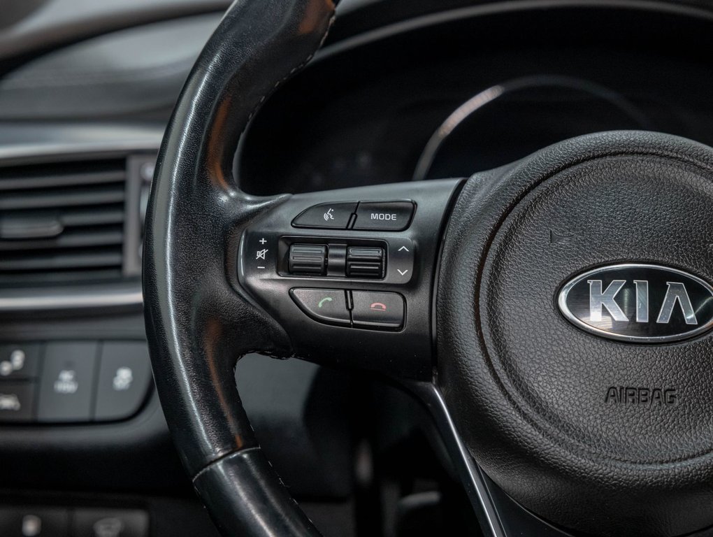 Kia Sorento  2017 à St-Jérôme, Québec - 15 - w1024h768px