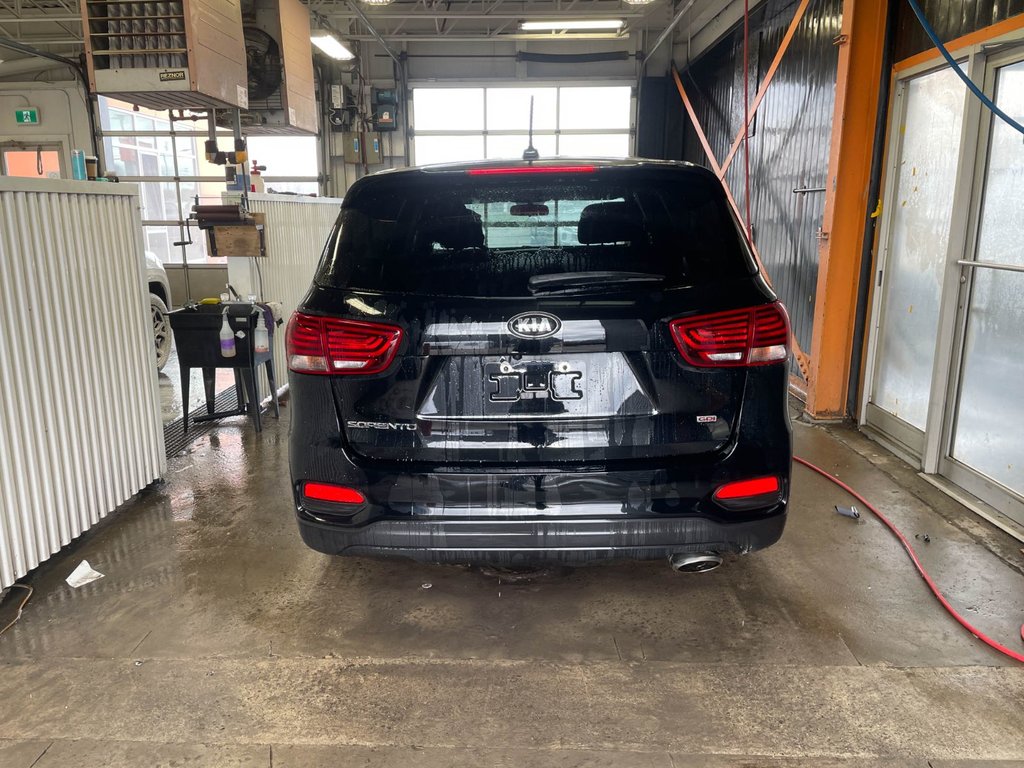 Kia Sorento  2020 à St-Jérôme, Québec - 6 - w1024h768px