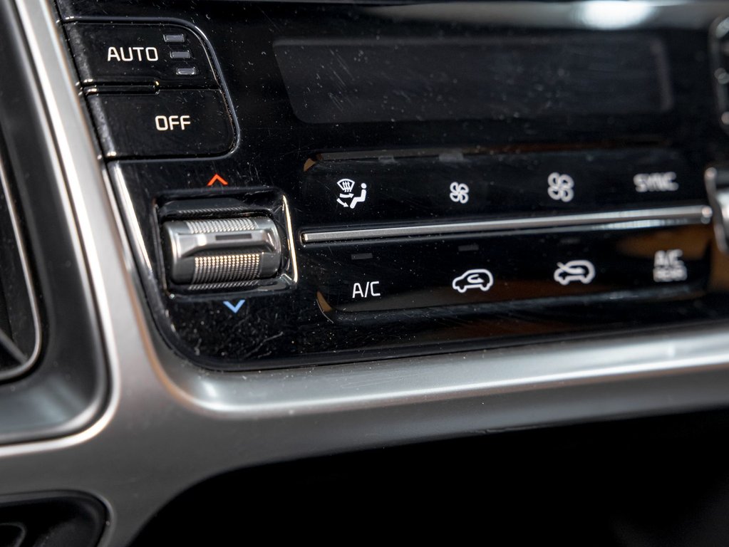 2021 Kia Sorento in St-Jérôme, Quebec - 27 - w1024h768px