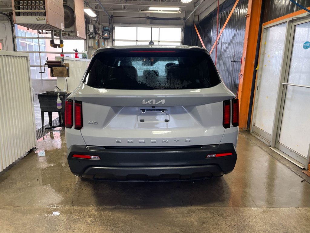 Kia Sorento  2022 à St-Jérôme, Québec - 6 - w1024h768px