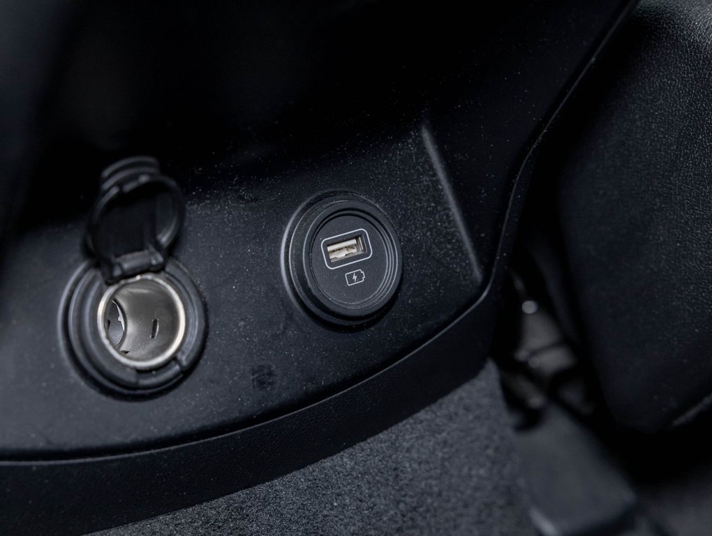 Kia Sorento  2023 à St-Jérôme, Québec - 30 - w1024h768px