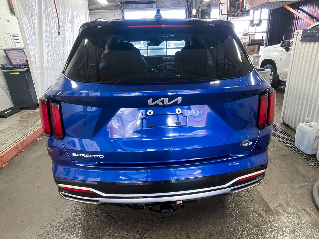 Kia Sorento  2023 à St-Jérôme, Québec - 6 - w1024h768px