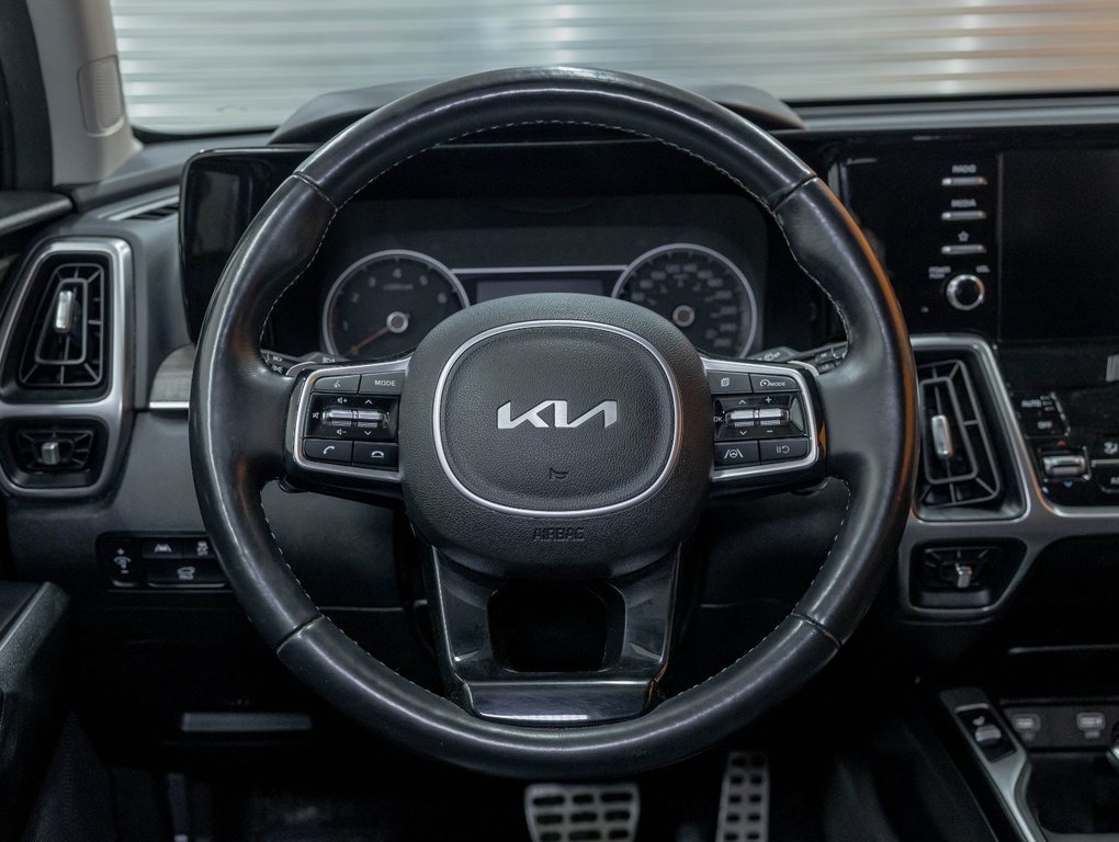 Kia Sorento  2023 à St-Jérôme, Québec - 12 - w1024h768px