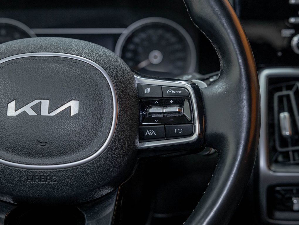 Kia Sorento  2023 à St-Jérôme, Québec - 15 - w1024h768px