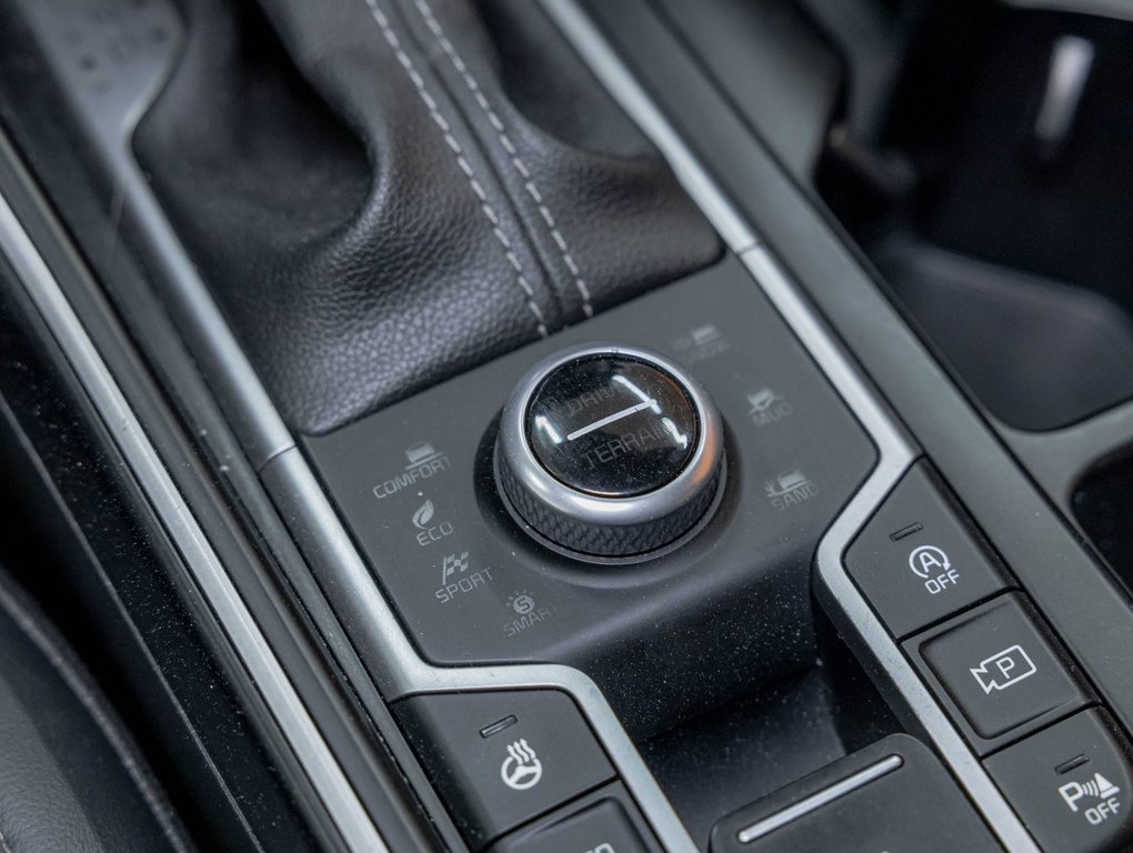 Kia Sorento  2023 à St-Jérôme, Québec - 23 - w1024h768px