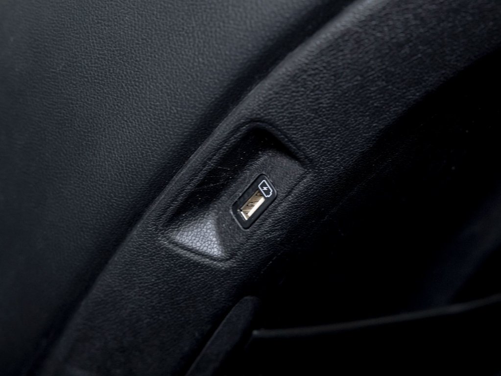 2023 Kia Sorento in St-Jérôme, Quebec - 33 - w1024h768px