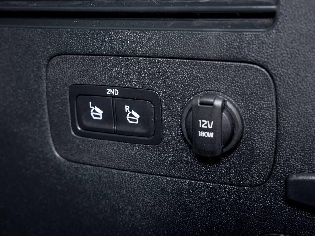 2023 Kia Sorento in St-Jérôme, Quebec - 37 - w1024h768px