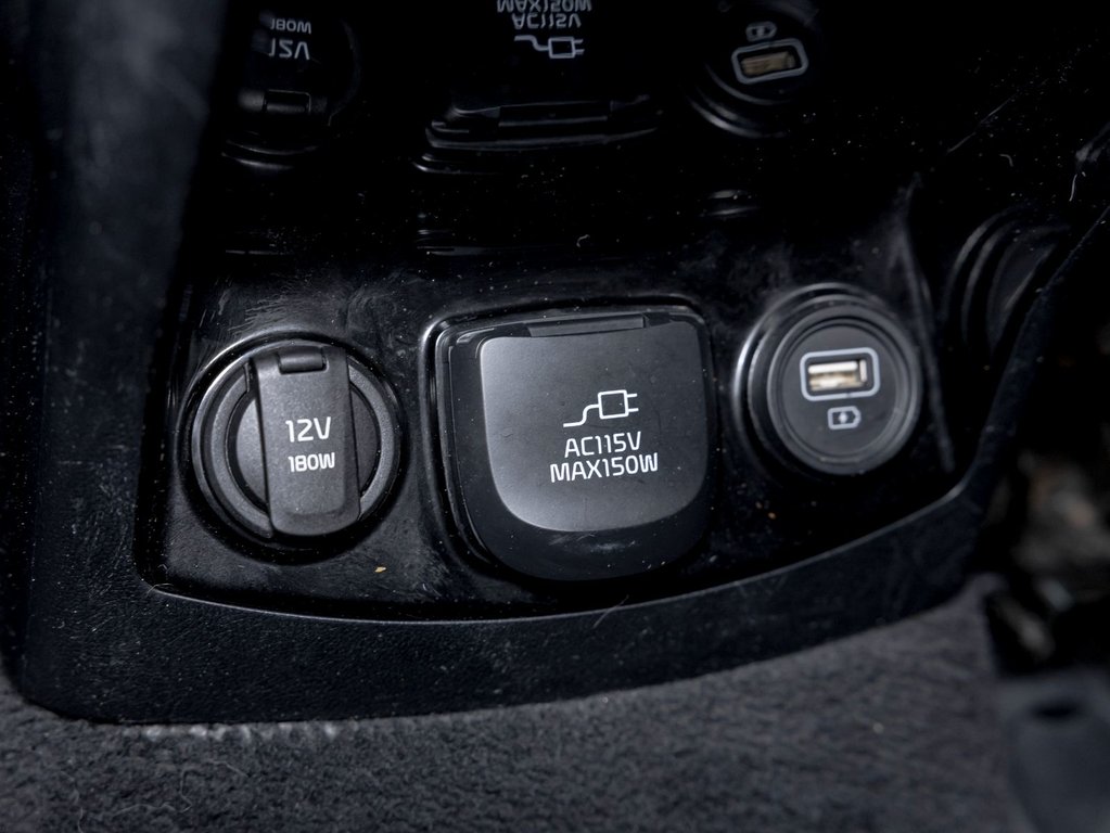 2023 Kia Sorento in St-Jérôme, Quebec - 34 - w1024h768px