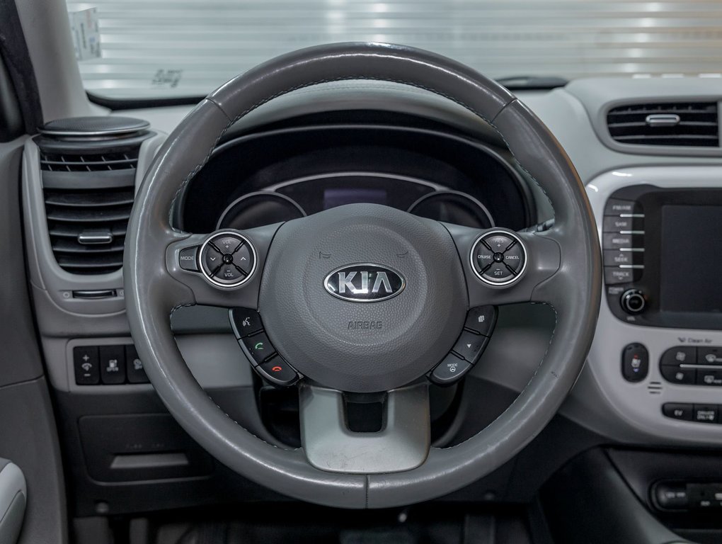 2018 Kia SOUL EV in St-Jérôme, Quebec - 14 - w1024h768px