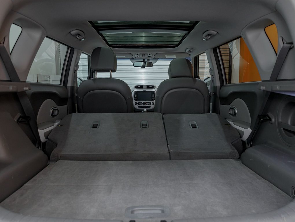 2018 Kia SOUL EV in St-Jérôme, Quebec - 32 - w1024h768px