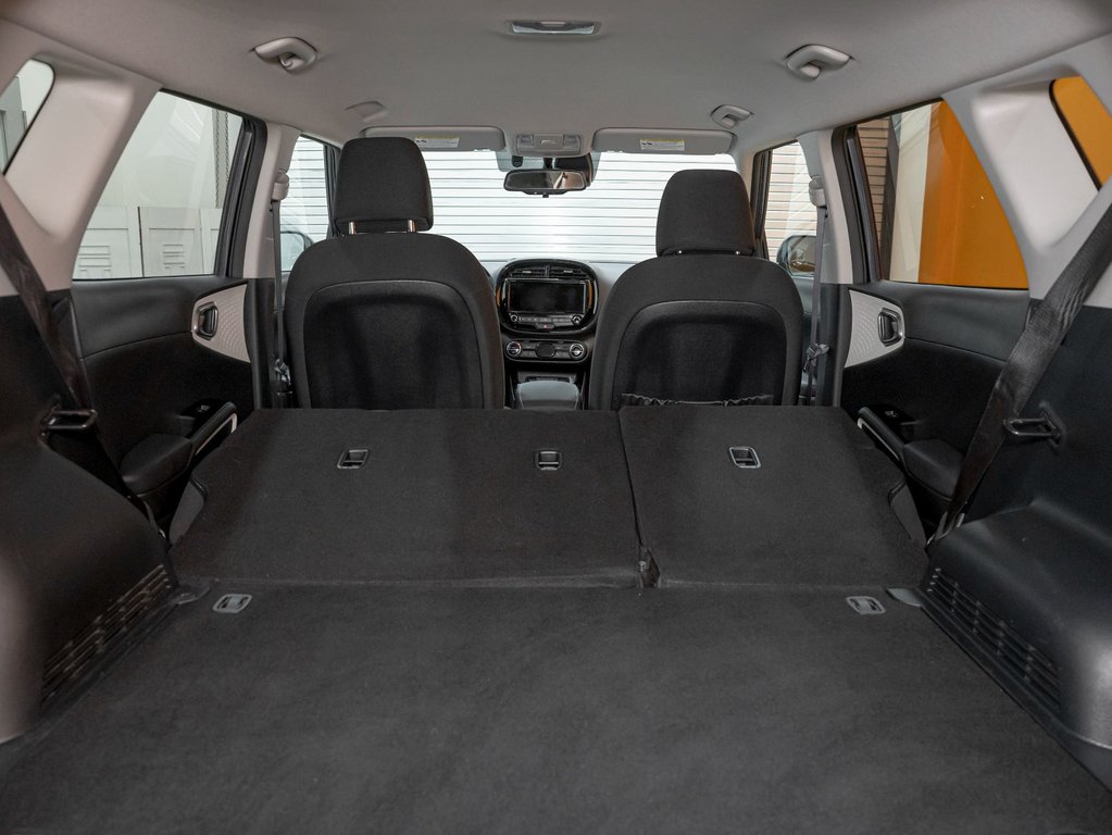 Kia SOUL EV  2021 à St-Jérôme, Québec - 33 - w1024h768px