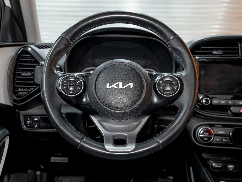 Kia SOUL EV  2022 à St-Jérôme, Québec - 12 - w1024h768px