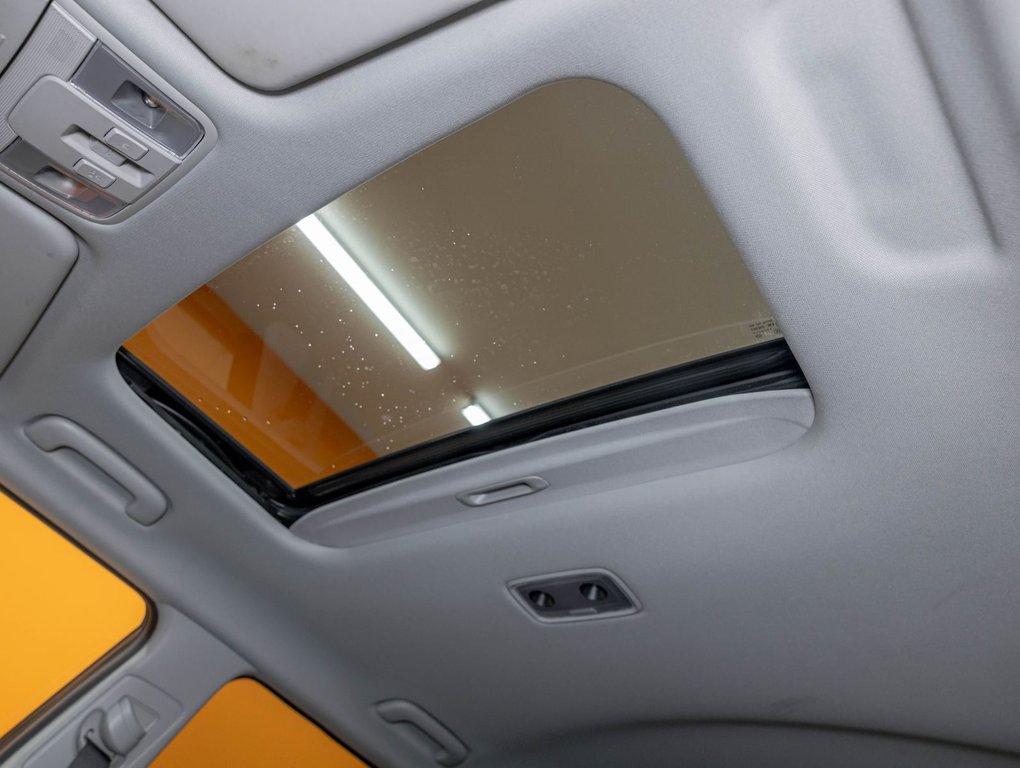 2022 Kia Soul EV in St-Jérôme, Quebec - 4 - w1024h768px