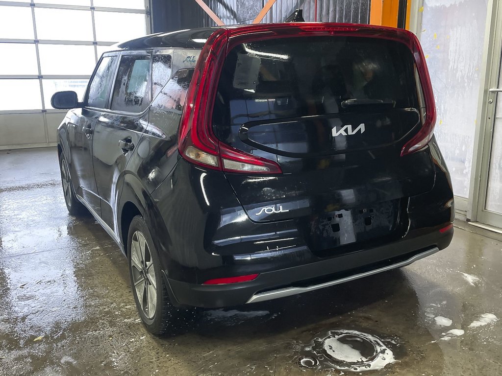 Kia Soul EV  2022 à St-Jérôme, Québec - 5 - w1024h768px