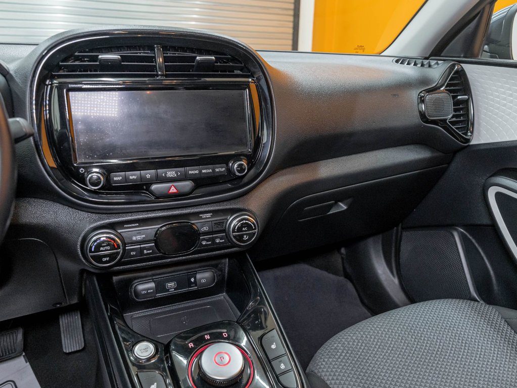 2022 Kia Soul EV in St-Jérôme, Quebec - 20 - w1024h768px