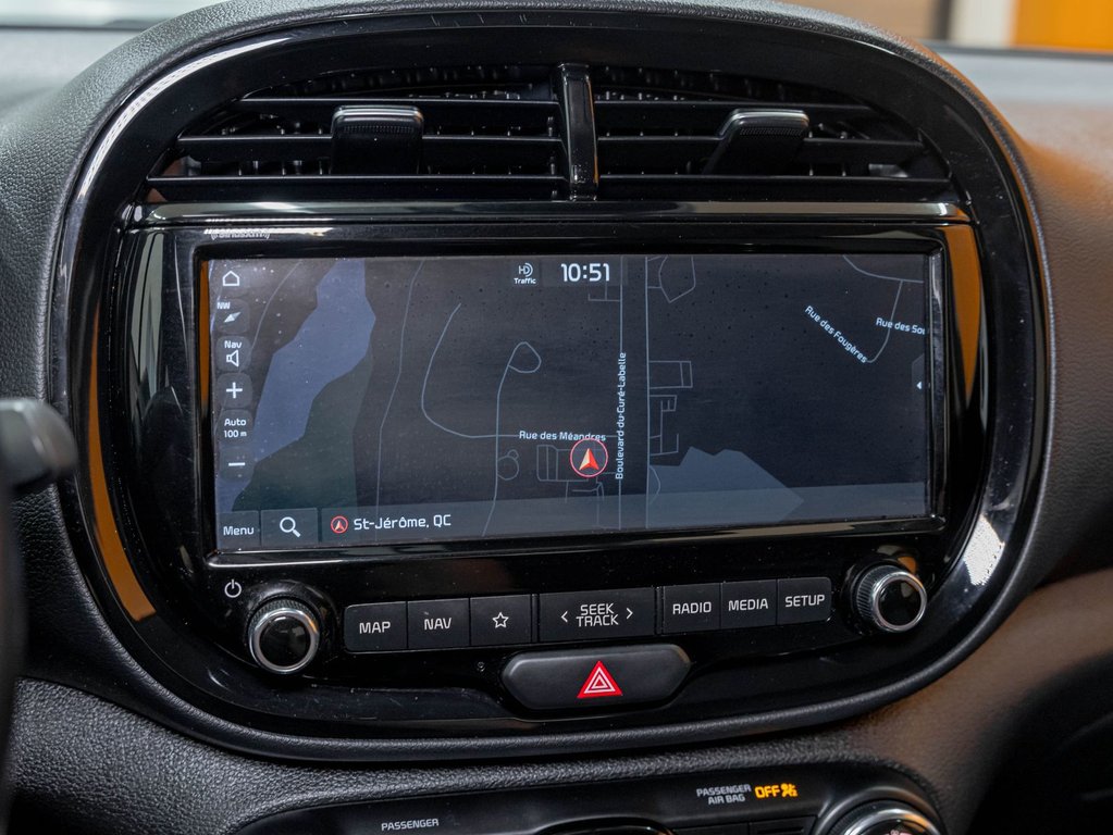2022 Kia Soul EV in St-Jérôme, Quebec - 16 - w1024h768px