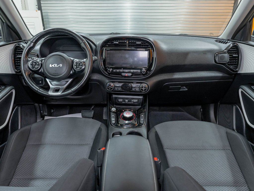 2022 Kia Soul EV in St-Jérôme, Quebec - 11 - w1024h768px
