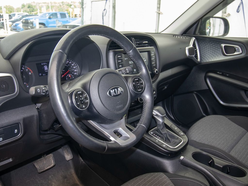 Kia Soul  2021 à St-Jérôme, Québec - 3 - w1024h768px