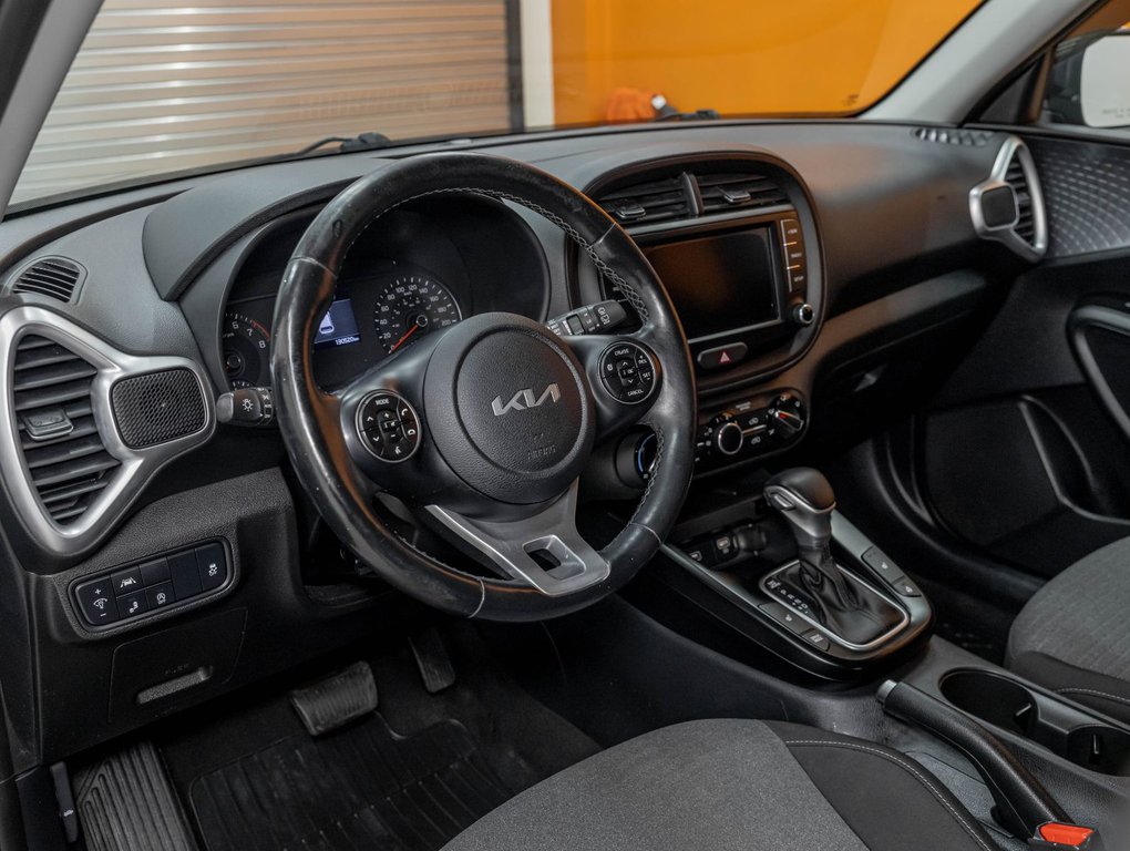 Kia Soul  2022 à St-Jérôme, Québec - 2 - w1024h768px