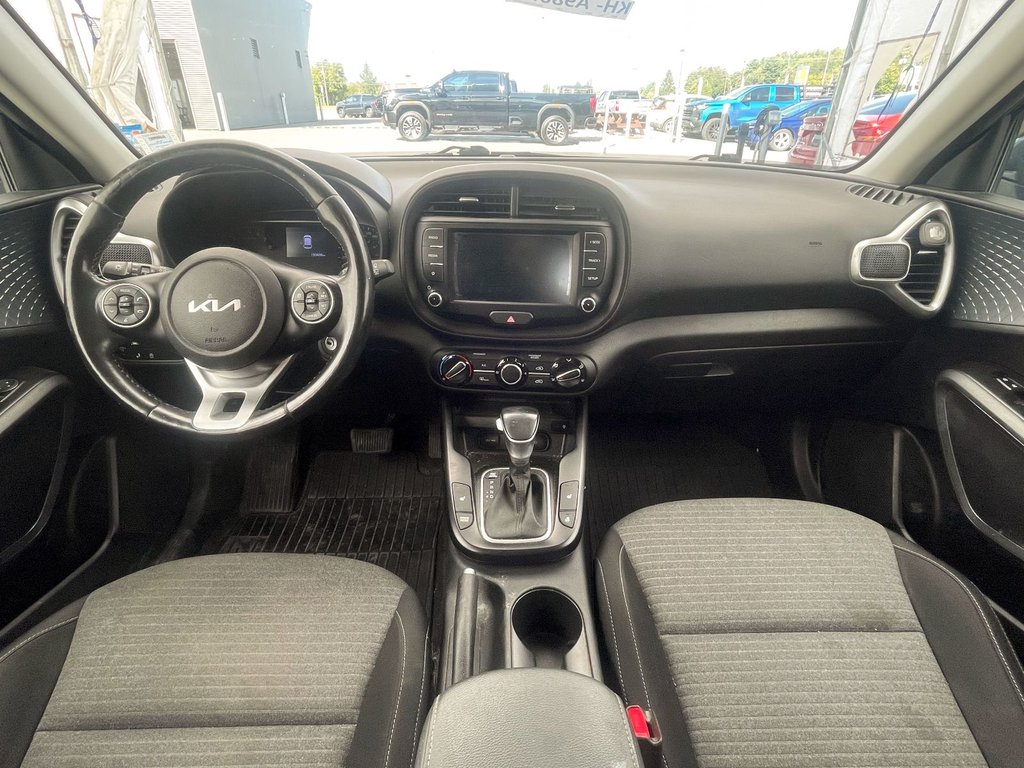 2022 Kia Soul in St-Jérôme, Quebec - 10 - w1024h768px