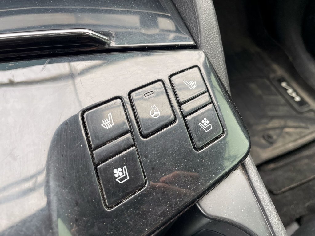 2023 Kia Sportage Hybrid in St-Jérôme, Quebec - 17 - w1024h768px