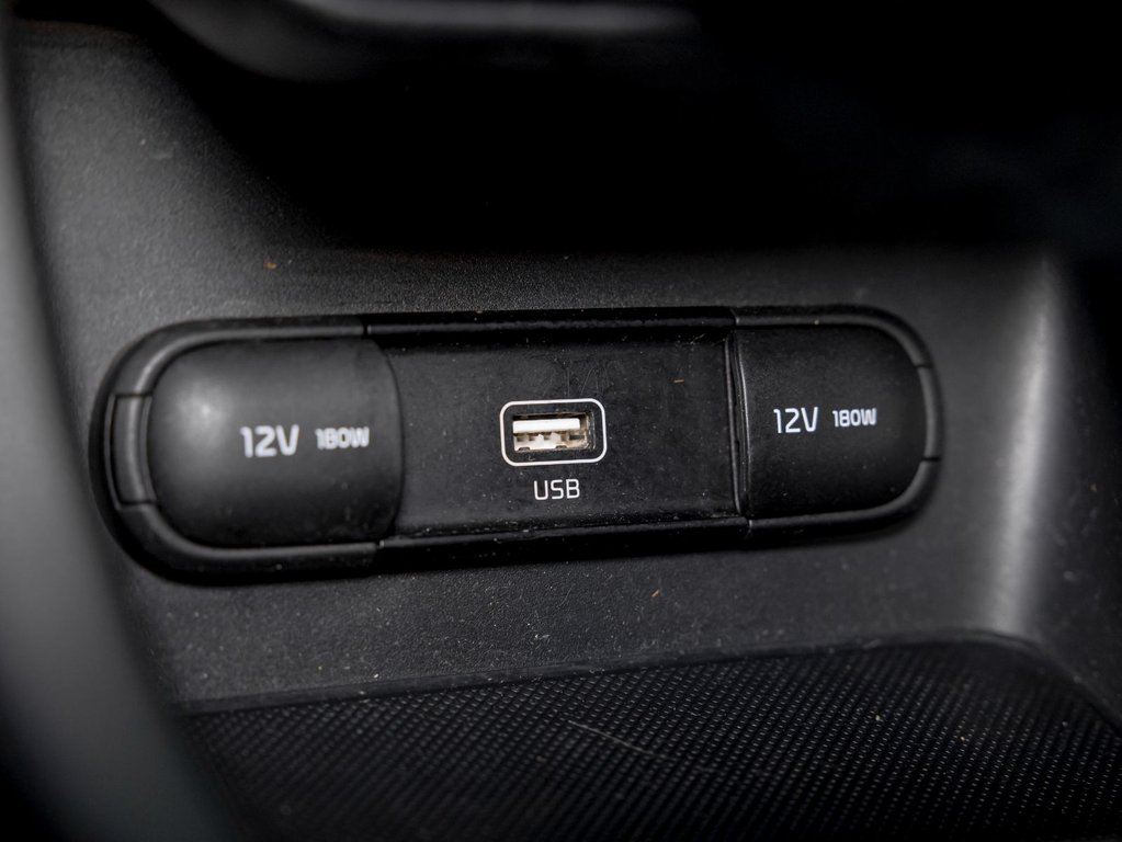 2020 Kia Sportage in St-Jérôme, Quebec - 23 - w1024h768px