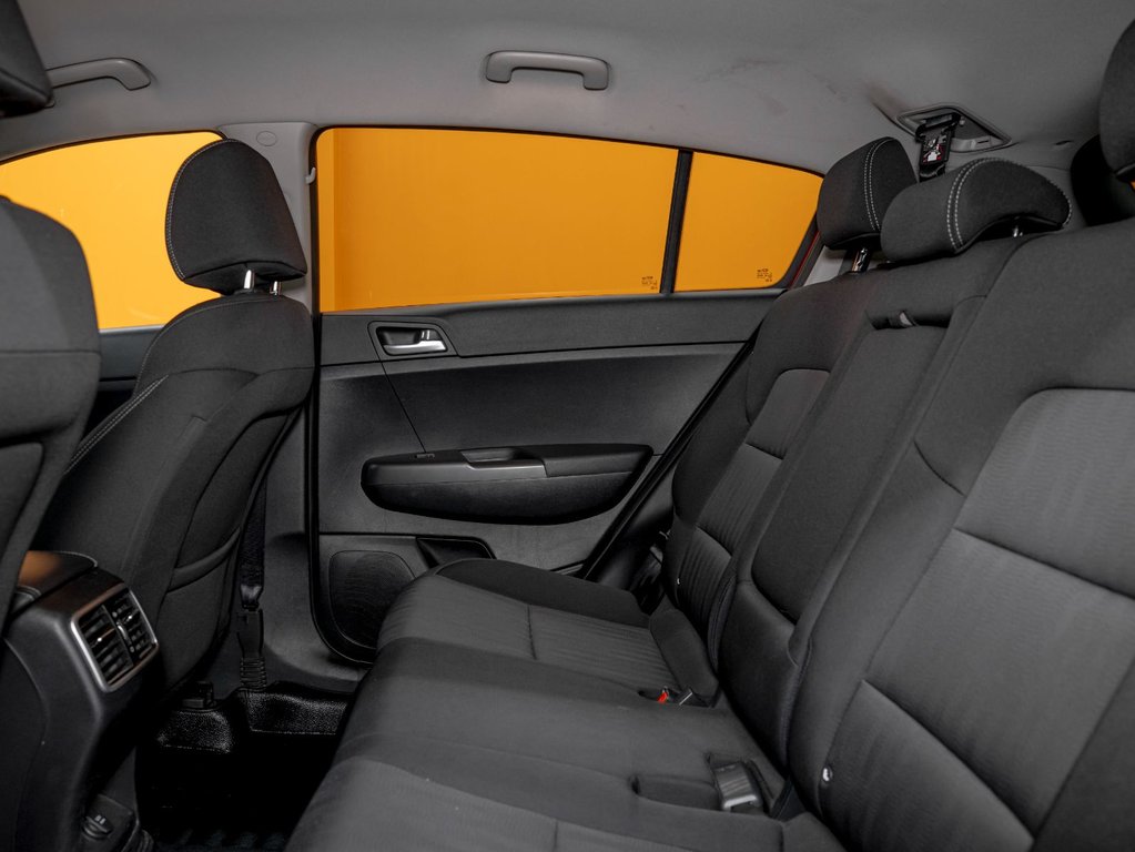 2020 Kia Sportage in St-Jérôme, Quebec - 26 - w1024h768px