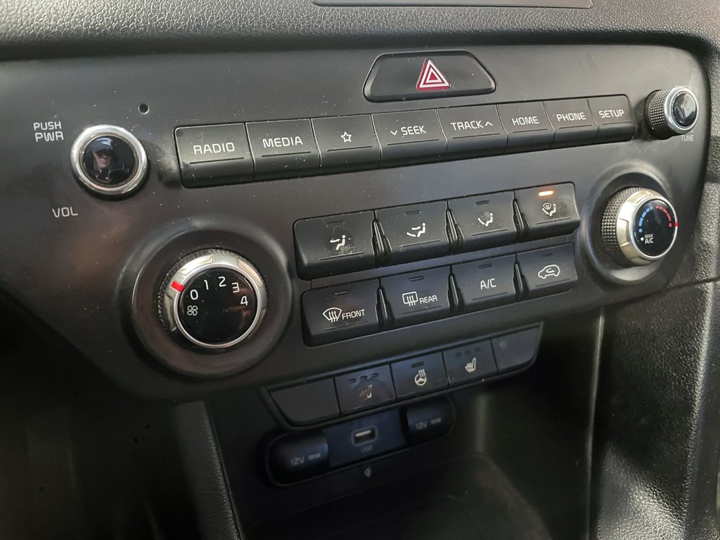 Kia Sportage  2020 à St-Jérôme, Québec - 13 - w1024h768px